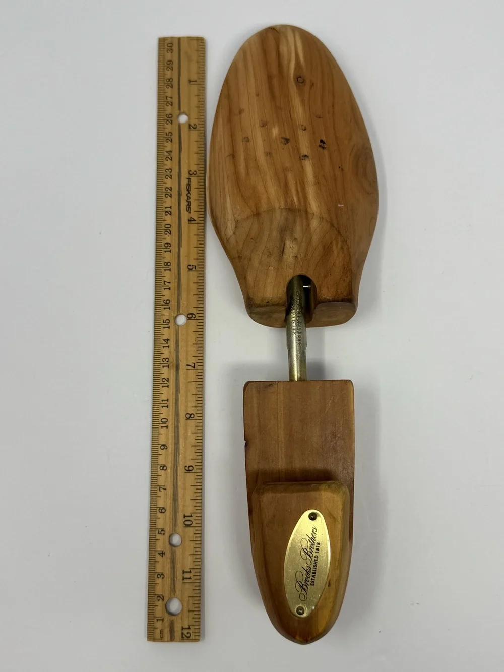 Brooks Brothers Size M Wooden Cedar Shoe Tree Toe Shaper (Right Foot Only!)